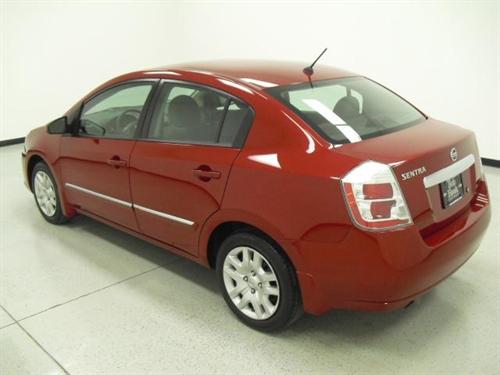 Nissan Sentra 2010 photo 3