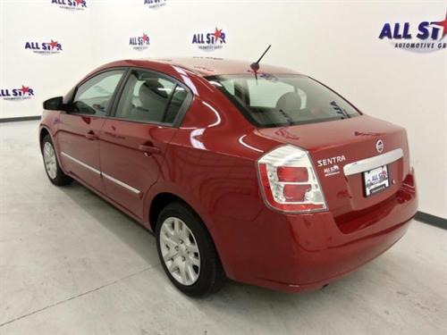 Nissan Sentra 2010 photo 2