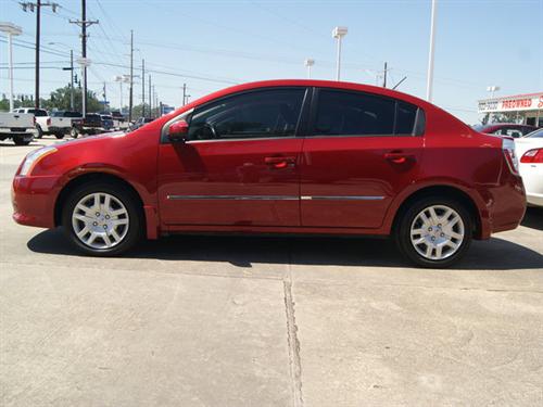 Nissan Sentra 2010 photo 3