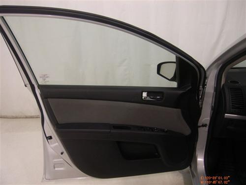 Nissan Sentra Crew 140.5wb 4X4 Other