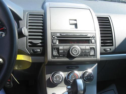 Nissan Sentra 2010 photo 5