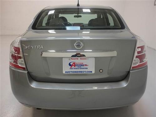 Nissan Sentra 2010 photo 3