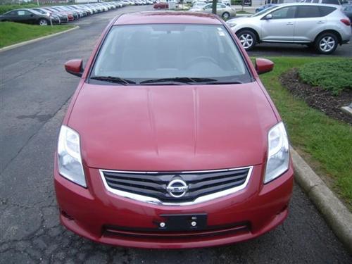 Nissan Sentra 2010 photo 1