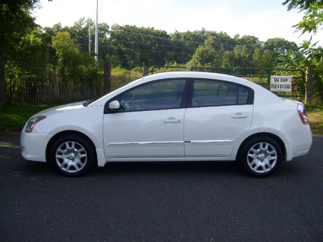 Nissan Sentra 2010 photo 4