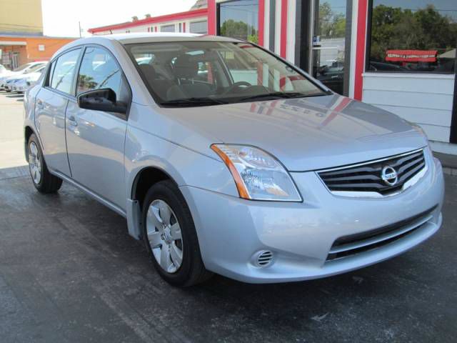 Nissan Sentra 2010 photo 4
