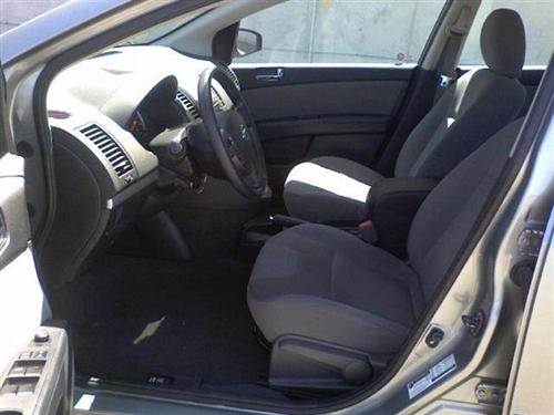 Nissan Sentra 2010 photo 2