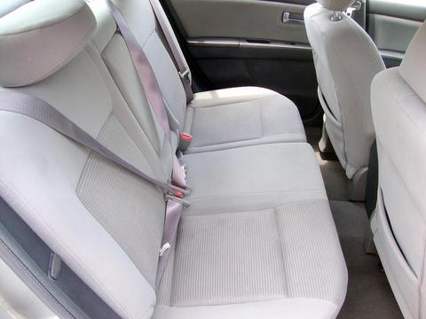 Nissan Sentra 2010 photo 2