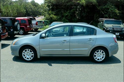Nissan Sentra 2010 photo 4