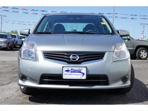 Nissan Sentra 2010 photo 2