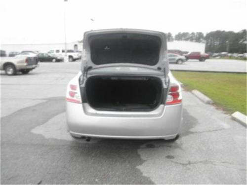 Nissan Sentra 2010 photo 4