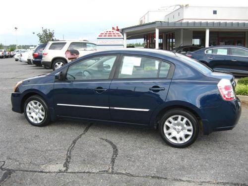 Nissan Sentra 2010 photo 4