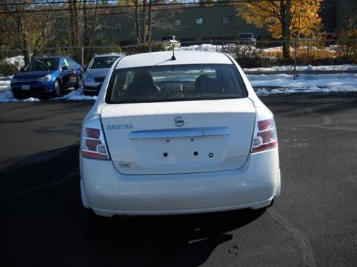 Nissan Sentra 2010 photo 5