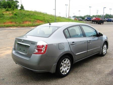 Nissan Sentra 2010 photo 4