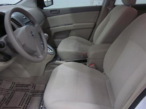 Nissan Sentra 2010 photo 1