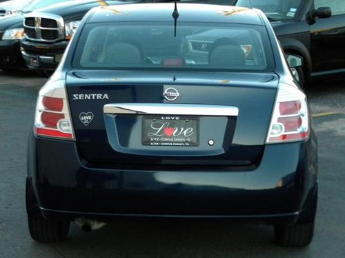 Nissan Sentra 2010 photo 2