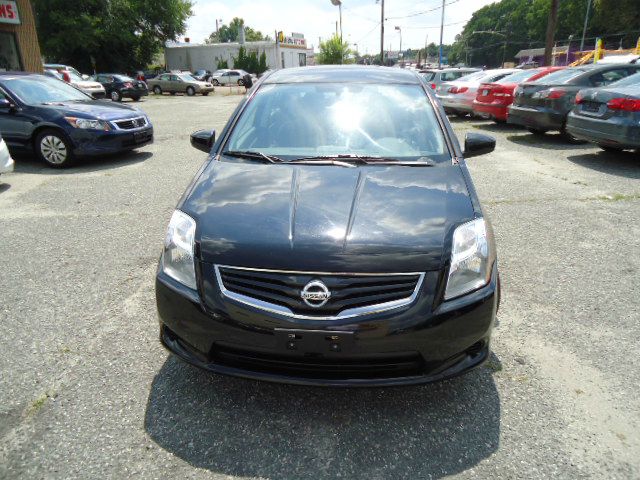 Nissan Sentra 2010 photo 4