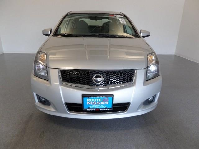 Nissan Sentra 2010 photo 1