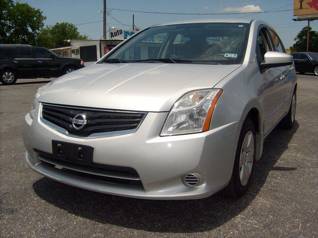 Nissan Sentra 2010 photo 12