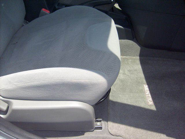 Nissan Sentra 2010 photo 20