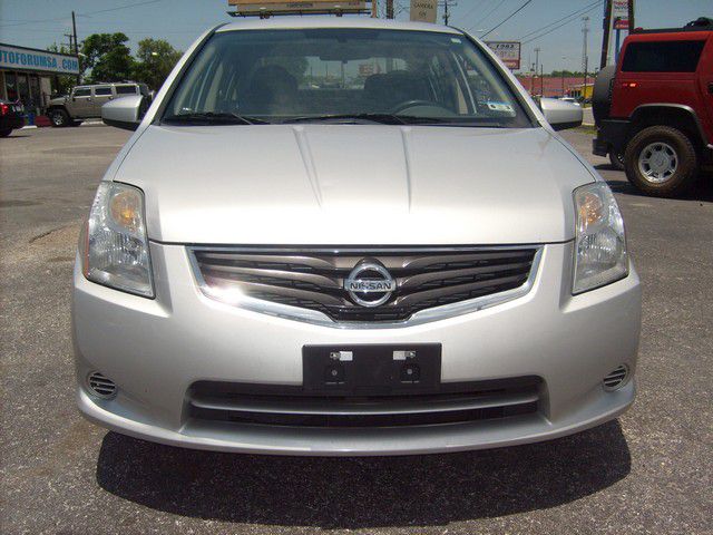 Nissan Sentra 2010 photo 23