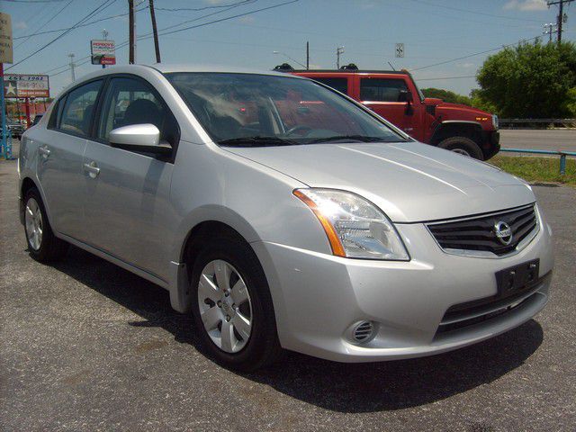 Nissan Sentra 2010 photo 25