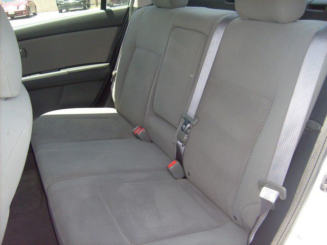 Nissan Sentra 2010 photo 5