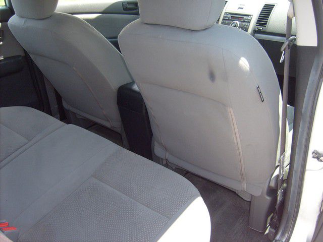 Nissan Sentra 2010 photo 7