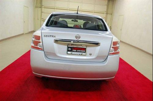 Nissan Sentra 2010 photo 3