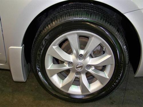 Nissan Sentra 2010 photo 1