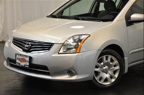 Nissan Sentra 2010 photo 1