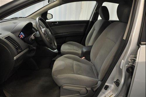 Nissan Sentra 2010 photo 5