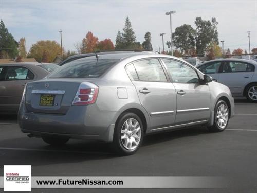 Nissan Sentra 2010 photo 2