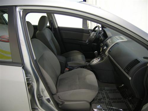 Nissan Sentra Crew 140.5wb 4X4 Other