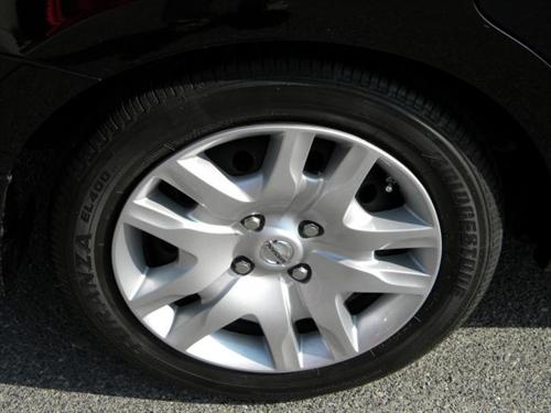 Nissan Sentra 2010 photo 4