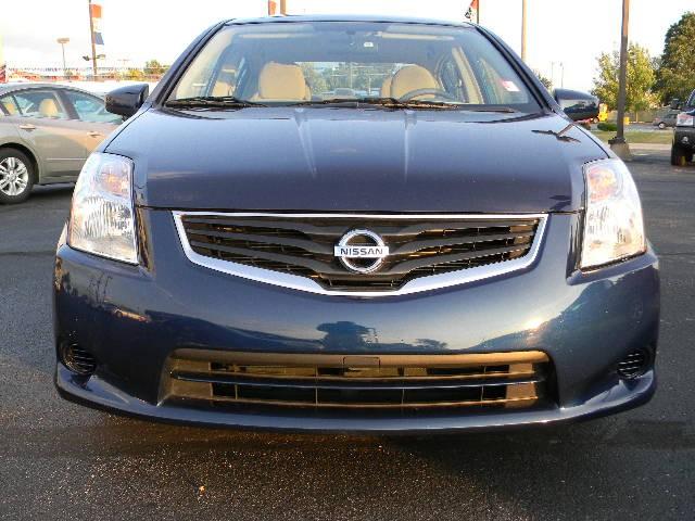 Nissan Sentra 2010 photo 1
