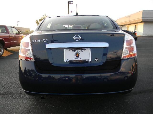 Nissan Sentra 2010 photo 4