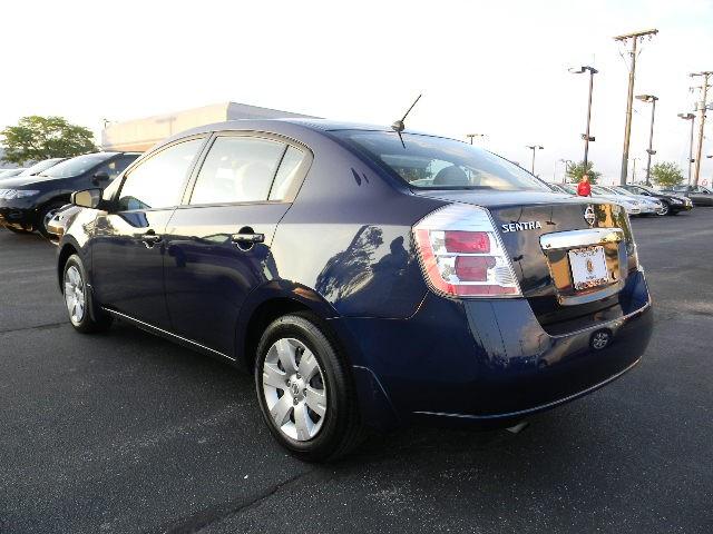 Nissan Sentra 2010 photo 5