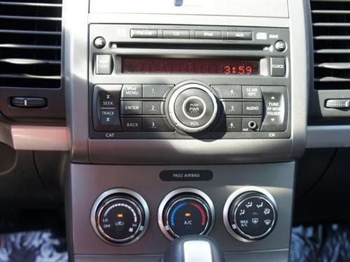 Nissan Sentra 2010 photo 2