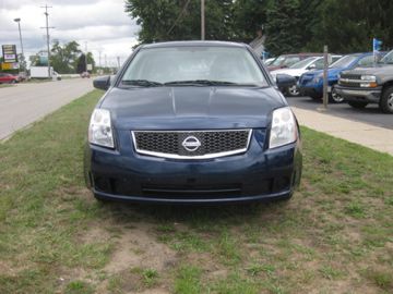 Nissan Sentra 2010 photo 3