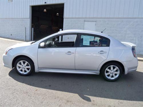 Nissan Sentra 2010 photo 1