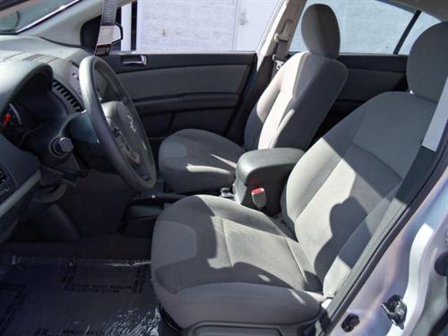 Nissan Sentra 2010 photo 3