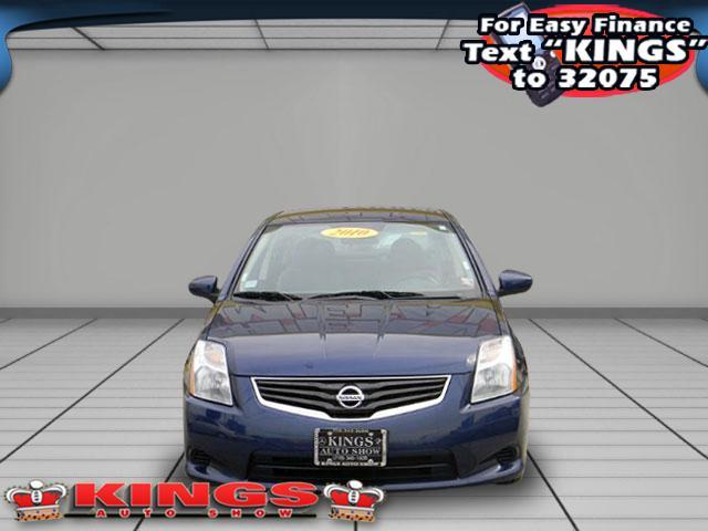 Nissan Sentra 2010 photo 1