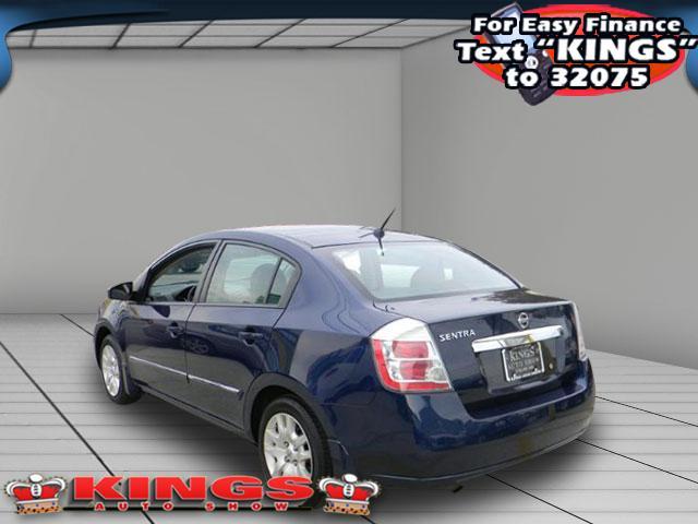 Nissan Sentra 2010 photo 2