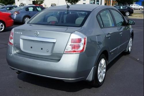 Nissan Sentra 2010 photo 4