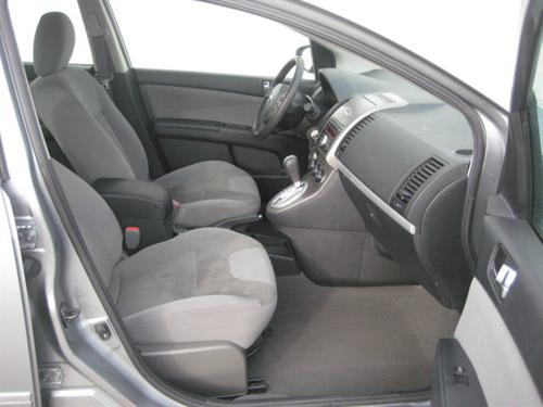 Nissan Sentra 2010 photo 5