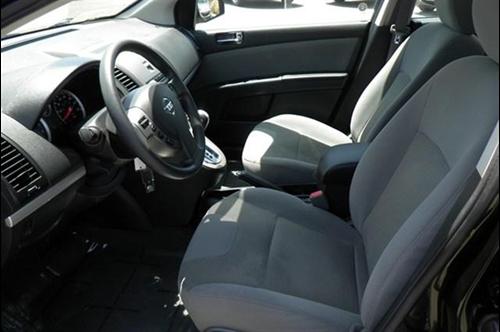 Nissan Sentra 2010 photo 1