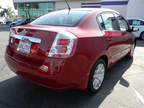 Nissan Sentra 2010 photo 3