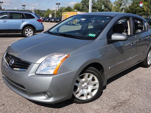 Nissan Sentra 2010 photo 2