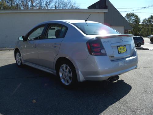 Nissan Sentra 2010 photo 3
