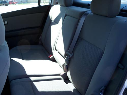 Nissan Sentra 2010 photo 5